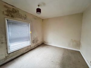 Bedroom 1- click for photo gallery